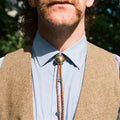 Bolo Bindi - Gulllitað Skjaldamerki